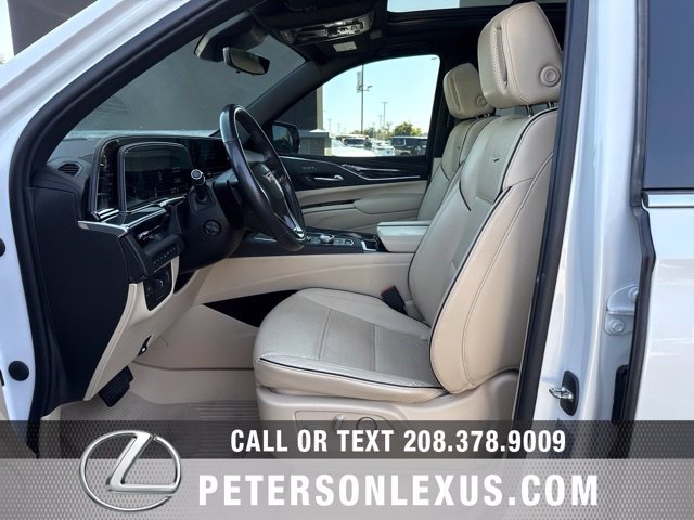 Used 2021 Cadillac Escalade ESV Premium Luxury w/ Driver Assist Tech Package AWD/4WD image 27