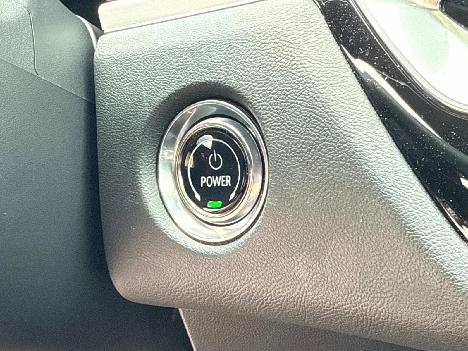 Used 2024 Cadillac Lyriq Luxury w/ LPO, Floor Liner Package image 14