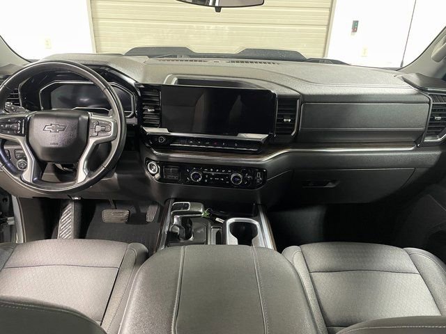 Used 2023 Chevrolet Silverado 1500 LT Trail Boss AWD/4WD image 13