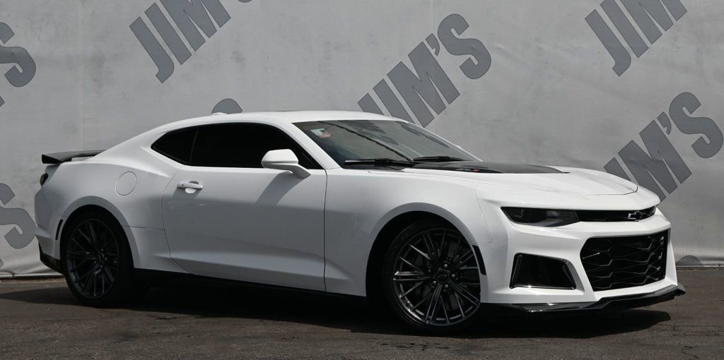 Used 2023 Chevrolet Camaro ZL1 image 3