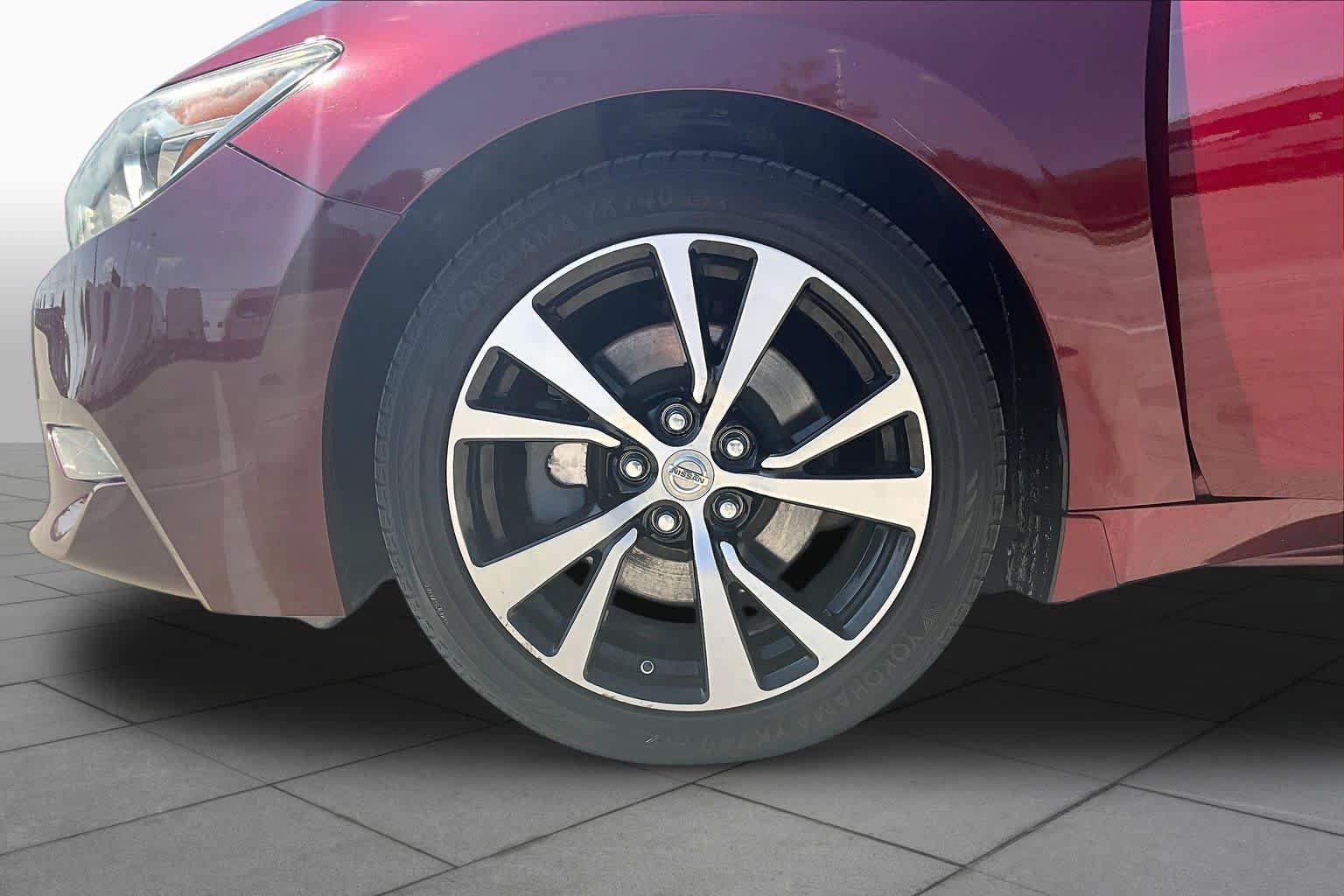 Used 2018 Nissan Maxima 3.5 SL FWD image 10