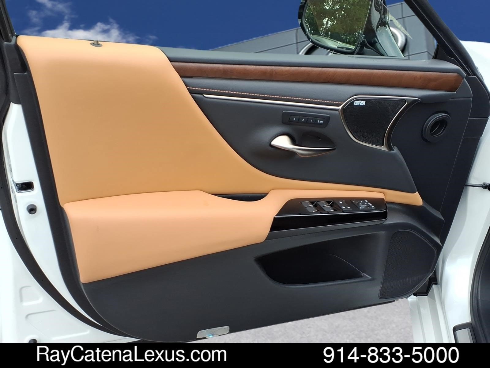 Certified 2025 Lexus ES 350 Ultra Luxury w/ Accessory Package (Z2) FWD image 10