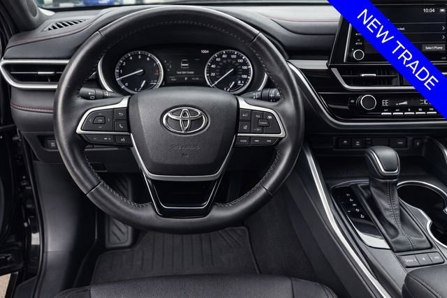 Used 2022 Toyota Highlander XSE image 20