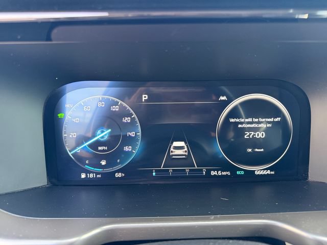 Certified 2022 Kia Sorento SX Prestige w/ Panoramic Sunroof Package AWD/4WD image 15