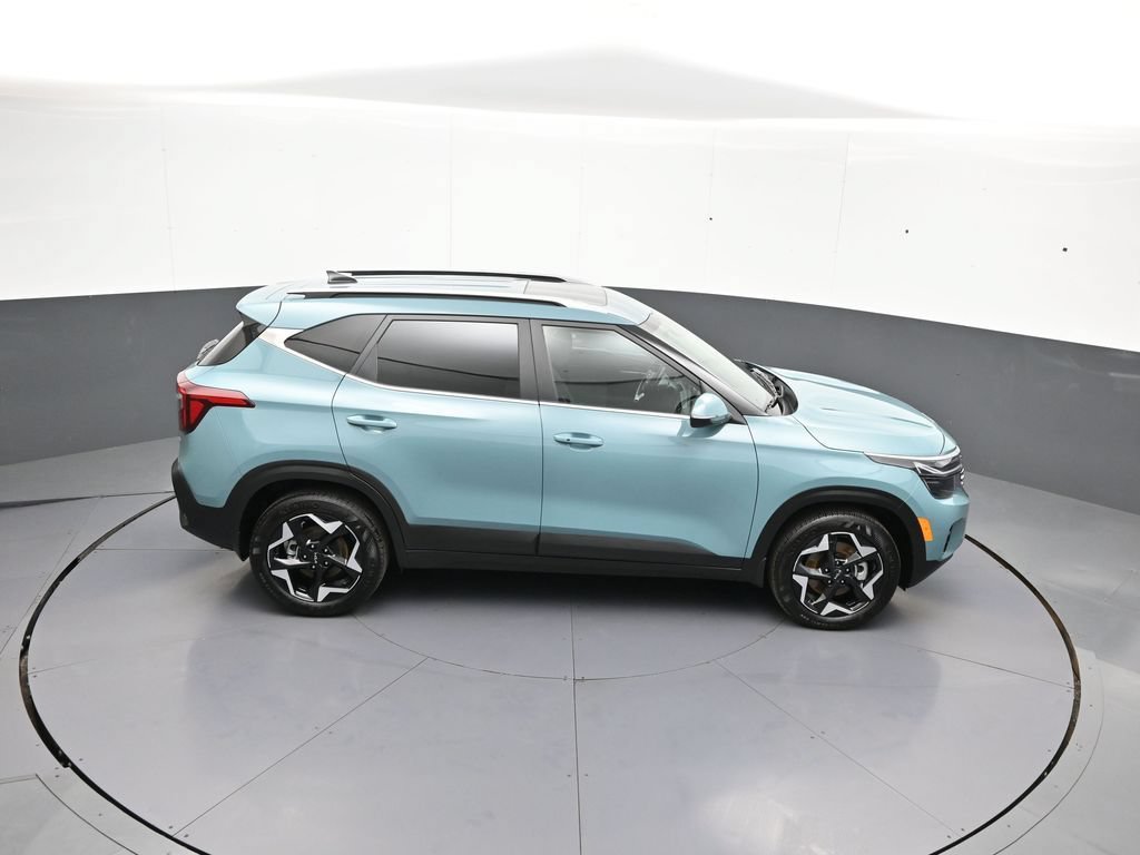 Certified 2025 Kia Seltos EX w/ EX Sunroof Package AWD/4WD image 38