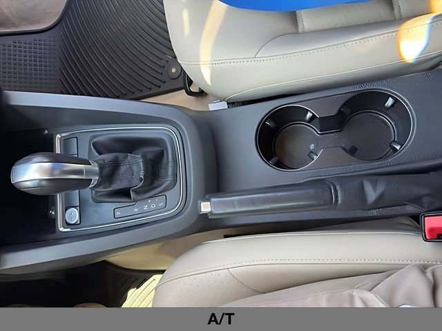 Used 2015 Volkswagen Jetta SE FWD image 19