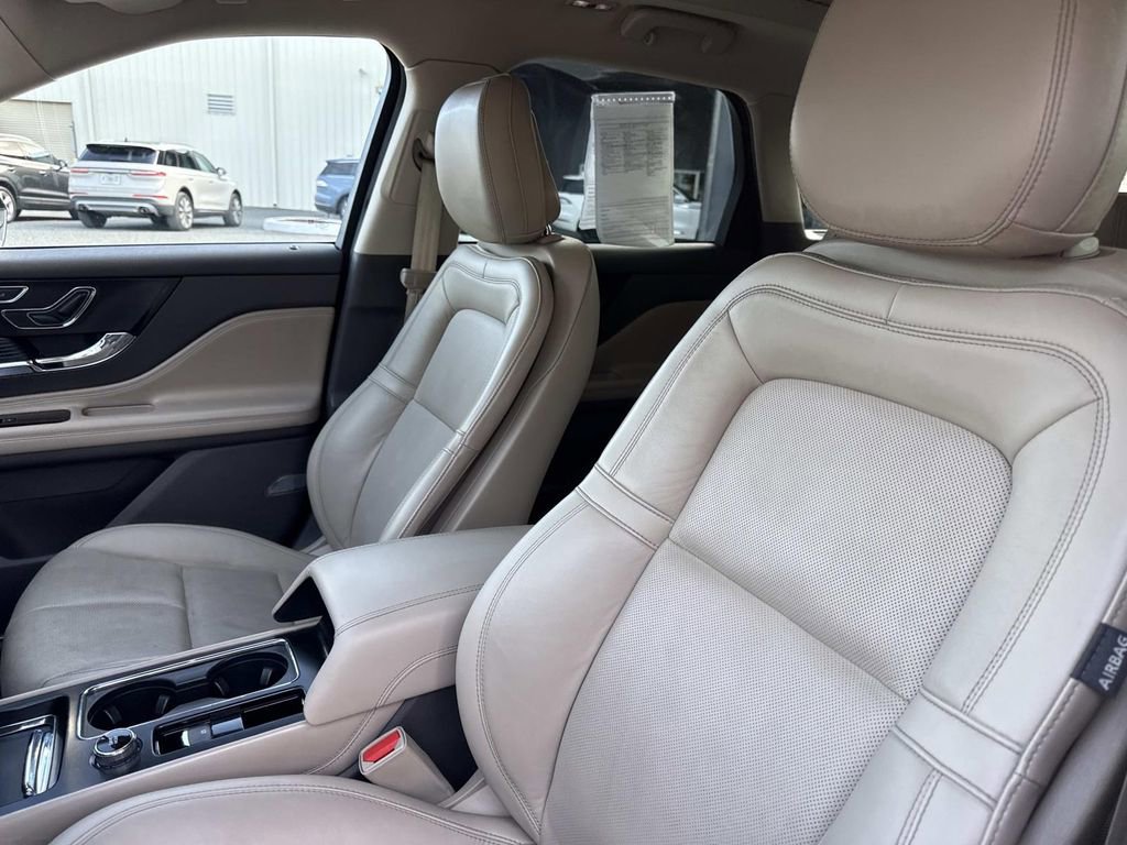 Certified 2020 Lincoln Corsair AWD w/ Premium Package image 21