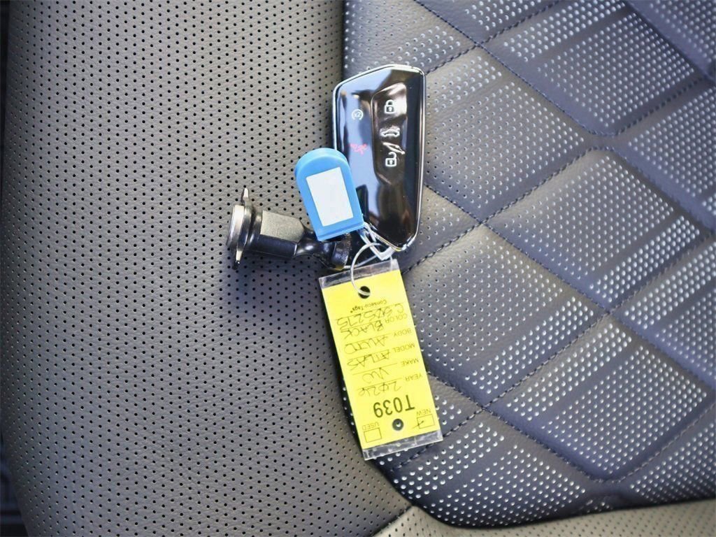 New 2026 Volkswagen Atlas SEL Premium R-Line image 31