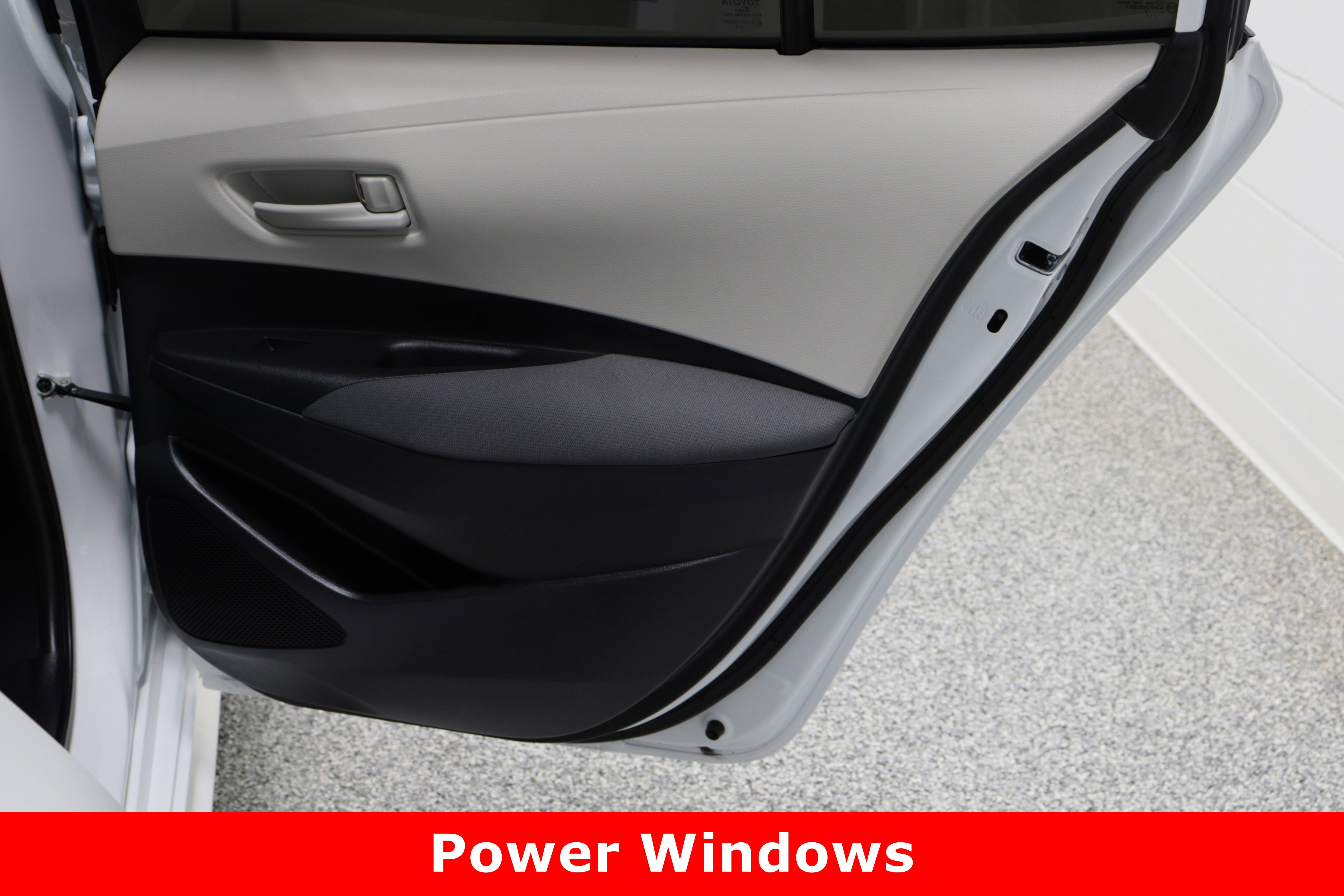 Certified 2025 Toyota Corolla LE image 29