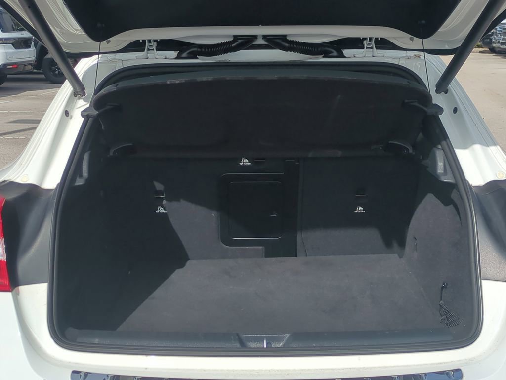 Used 2019 Mercedes-Benz GLA 250 image 14