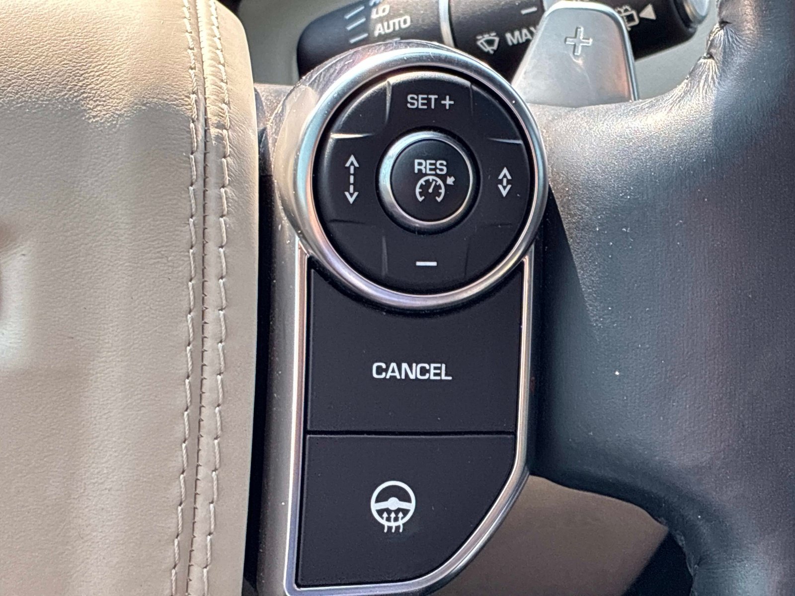 Used 2016 Land Rover Range Rover Autobiography AWD/4WD image 32