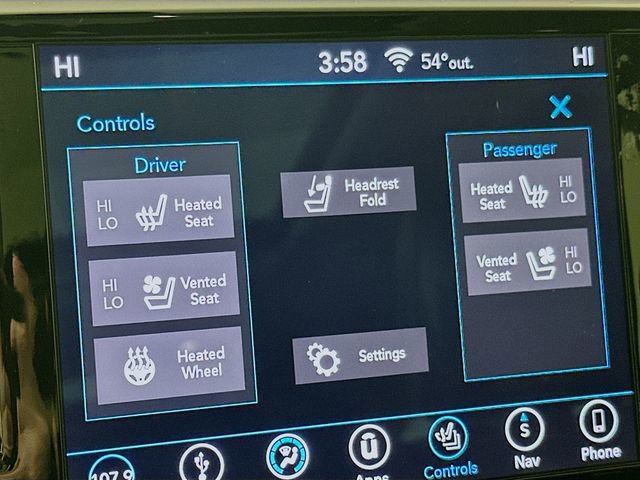 Used 2018 Chrysler Pacifica Limited w/ Tire & Wheel Group image 21