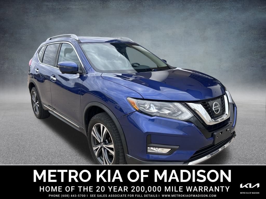 Used 2017 Nissan Rogue SL w/ SL Premium Package image 4