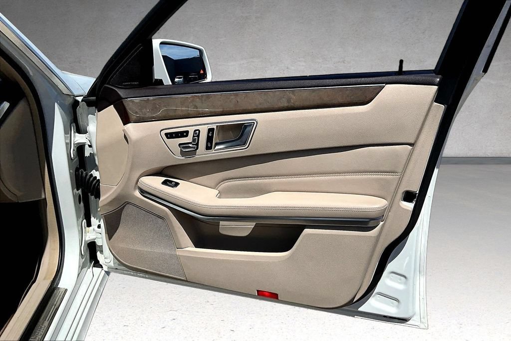 Used 2015 Mercedes-Benz E 350 4MATIC Sedan image 33