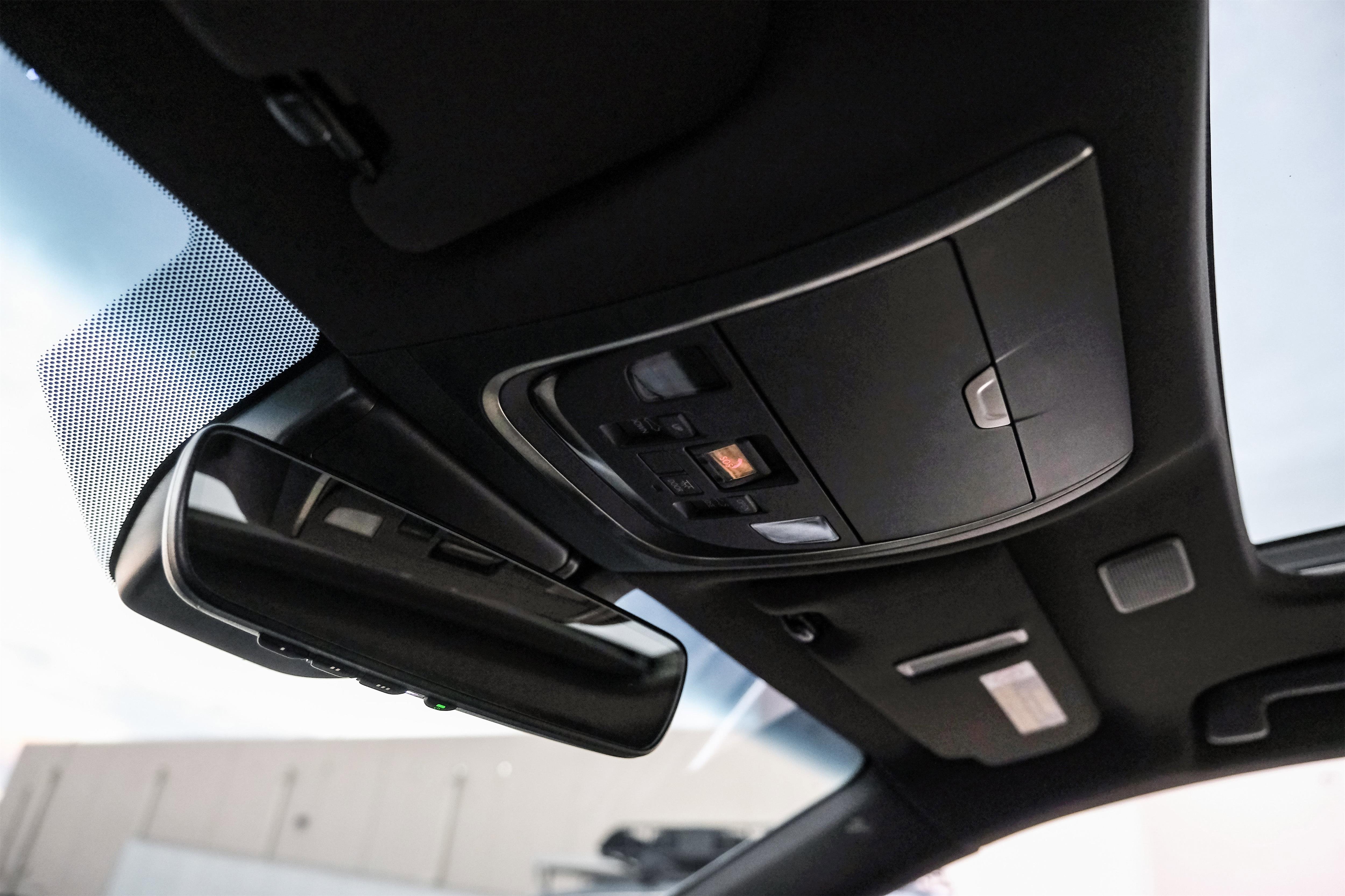 Used 2021 Lexus LS 500 w/ Accessory Package (Z1) image 27