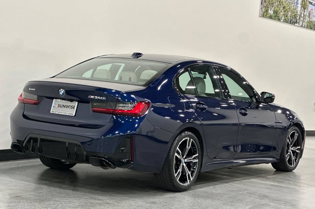 Used 2024 BMW M340i w/ Premium Package RWD image 4
