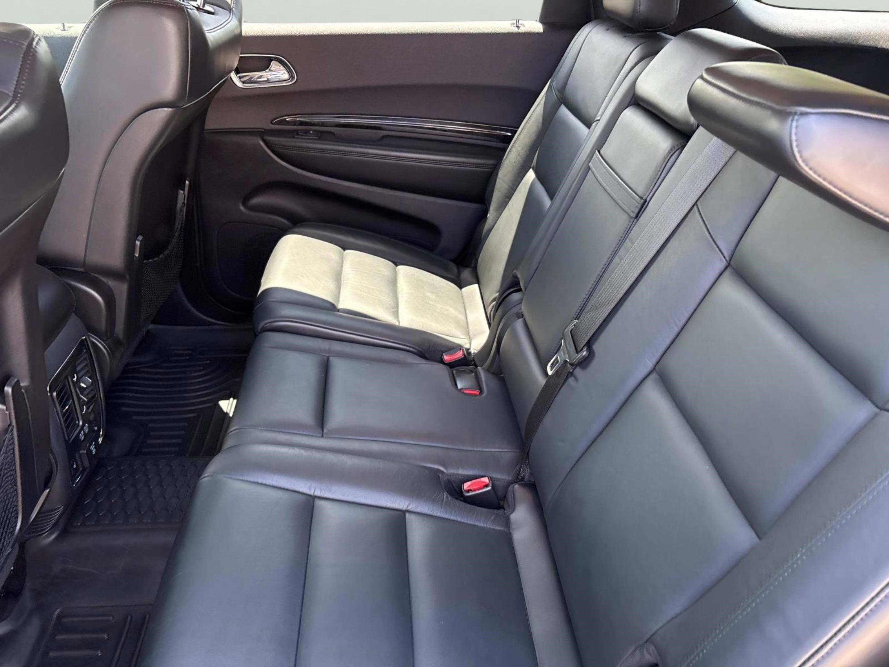 Used 2015 Dodge Durango Limited w/ Premium Group RWD image 18