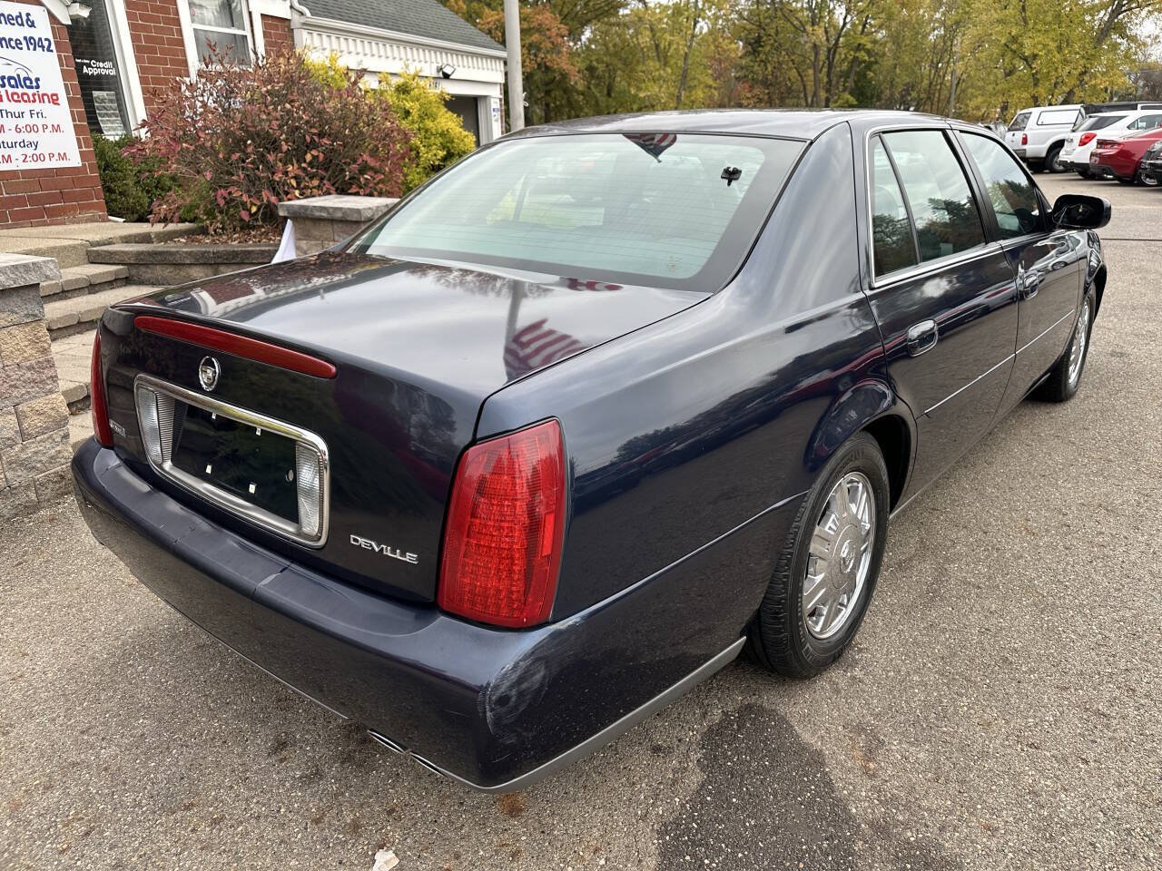 Used 2004 Cadillac De Ville FWD image 8