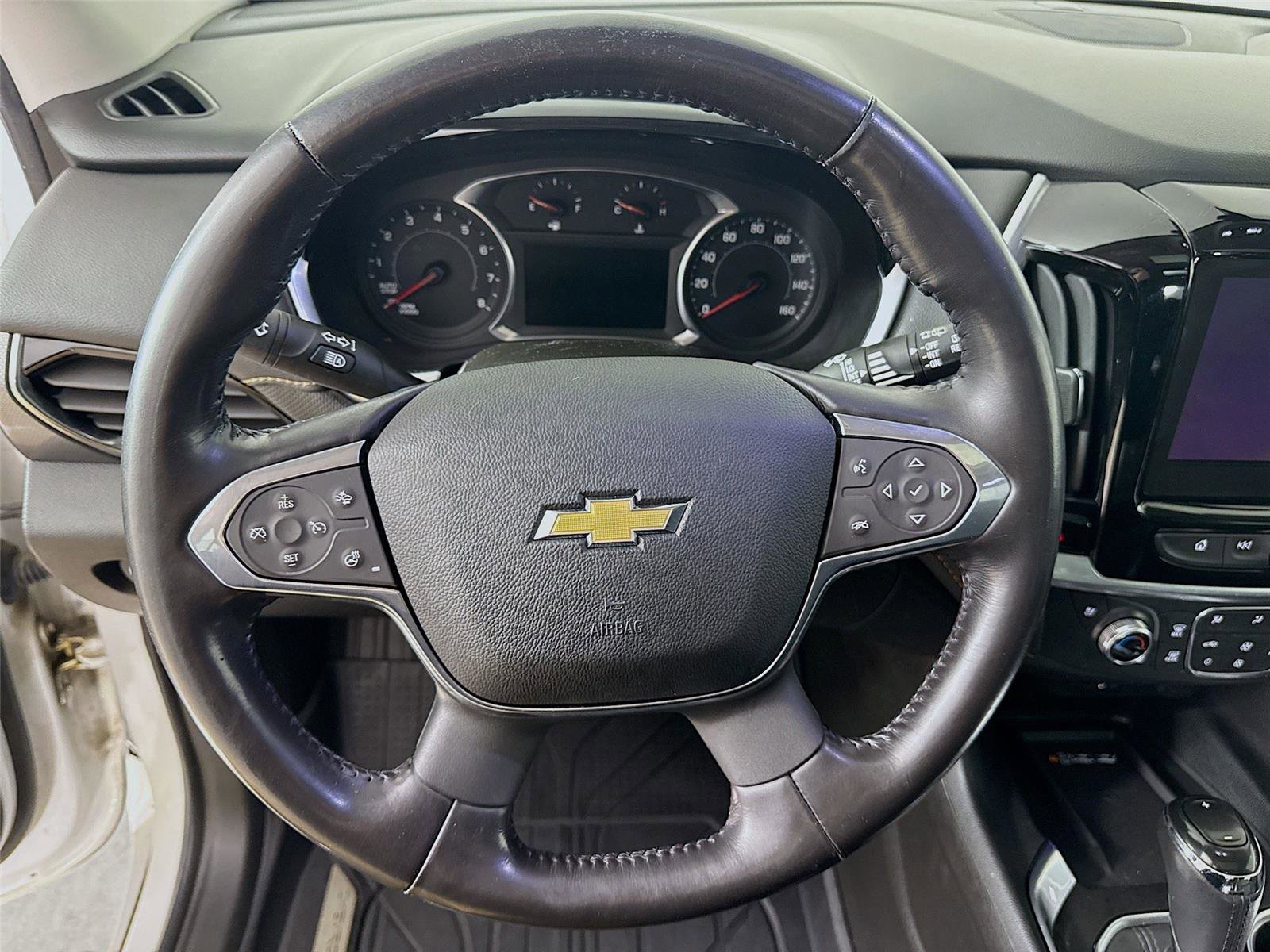 Used 2019 Chevrolet Traverse Premier w/ LPO, Blackout Package AWD/4WD image 19