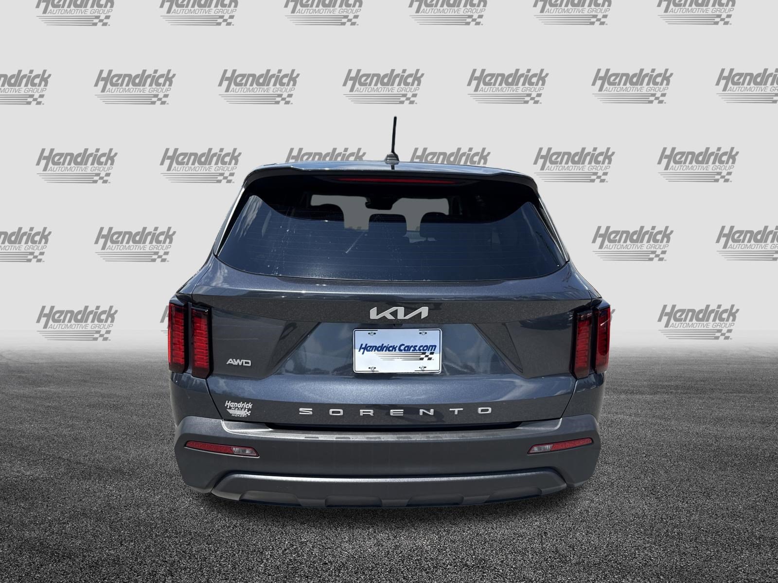 Used 2022 Kia Sorento LX AWD/4WD image 9