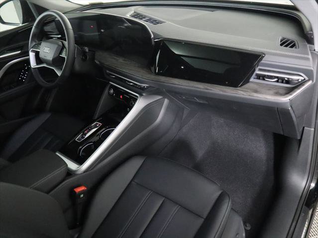 Used 2025 Audi Q5 Premium w/ Convenience Package AWD/4WD image 20