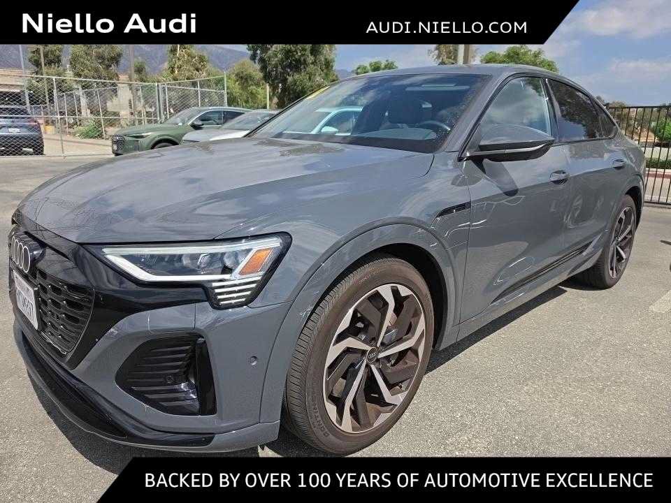 Used 2024 Audi Q8 e-tron Premium Plus AWD/4WD image 1