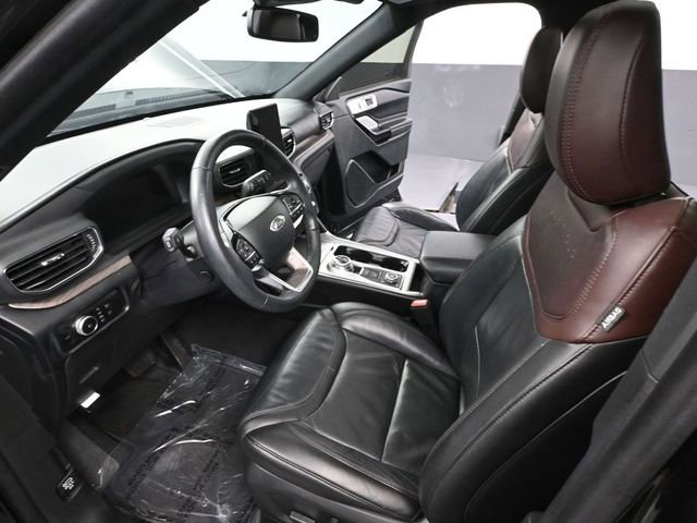 Used 2023 Ford Explorer Platinum w/ Technology Package image 22