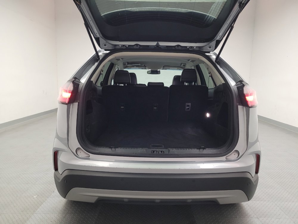 Used 2023 Ford Edge SEL image 29