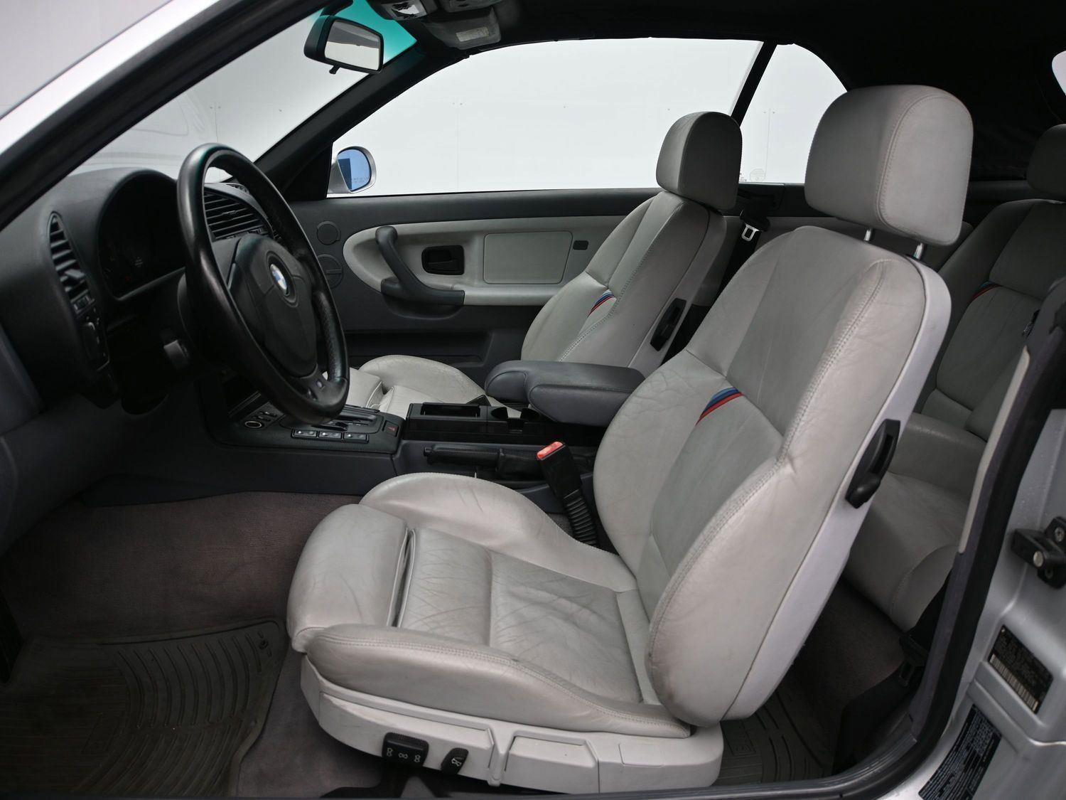 Used 1999 BMW M3 Convertible image 8