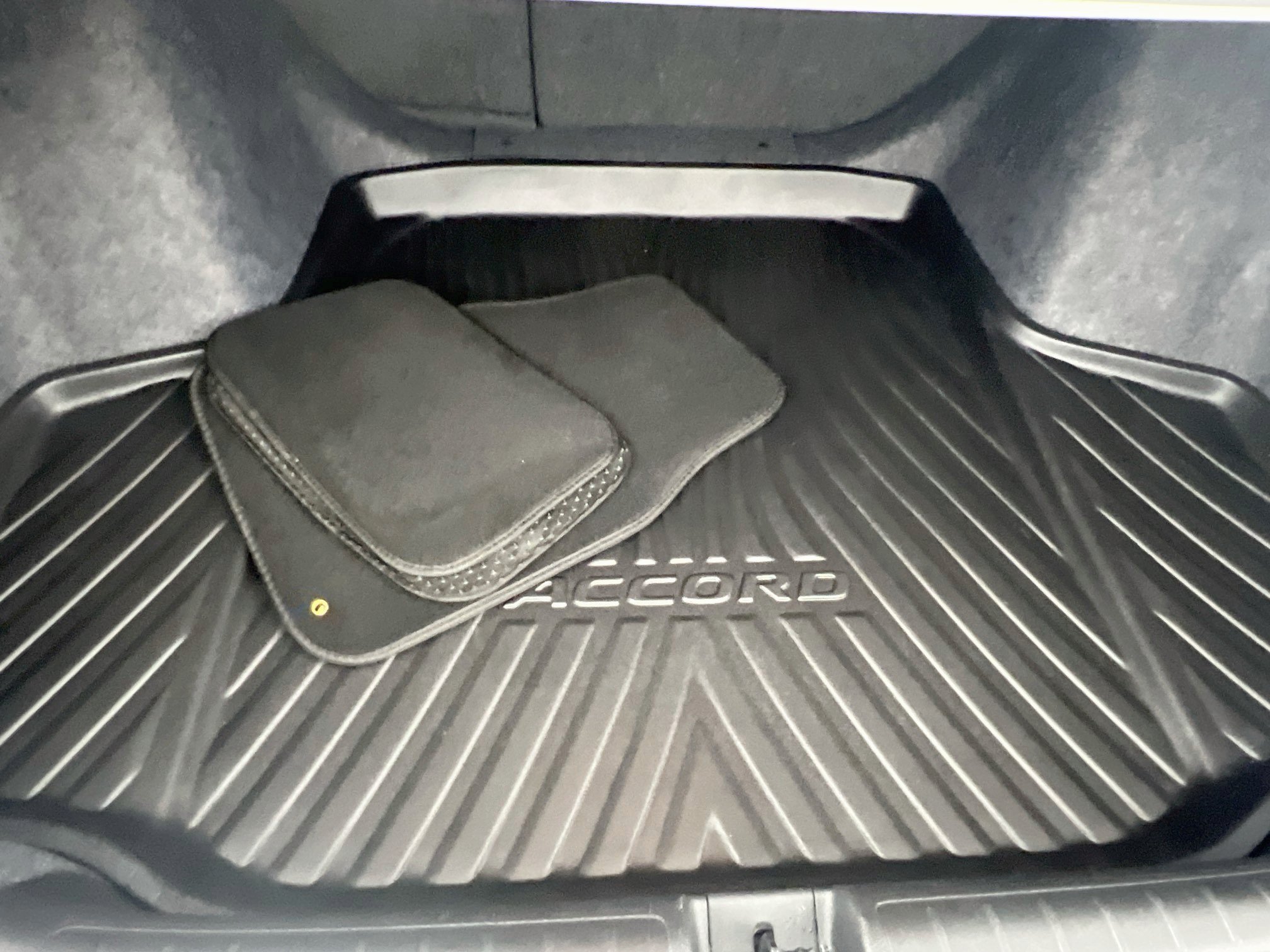 Used 2021 Honda Accord EX-L image 24