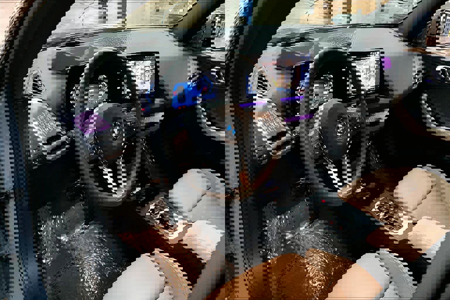 Used 2025 BMW 228i xDrive w/ Technology Package image 16