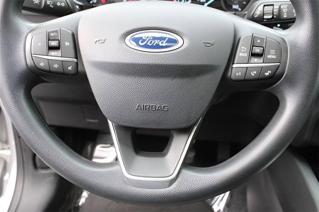 Used 2020 Ford Escape SE image 12
