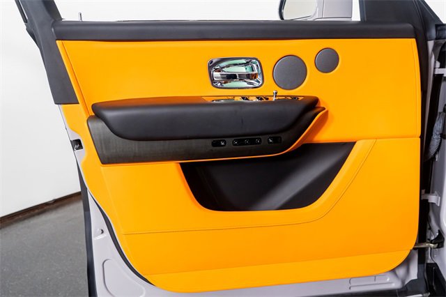 Used 2023 Rolls-Royce Cullinan image 37