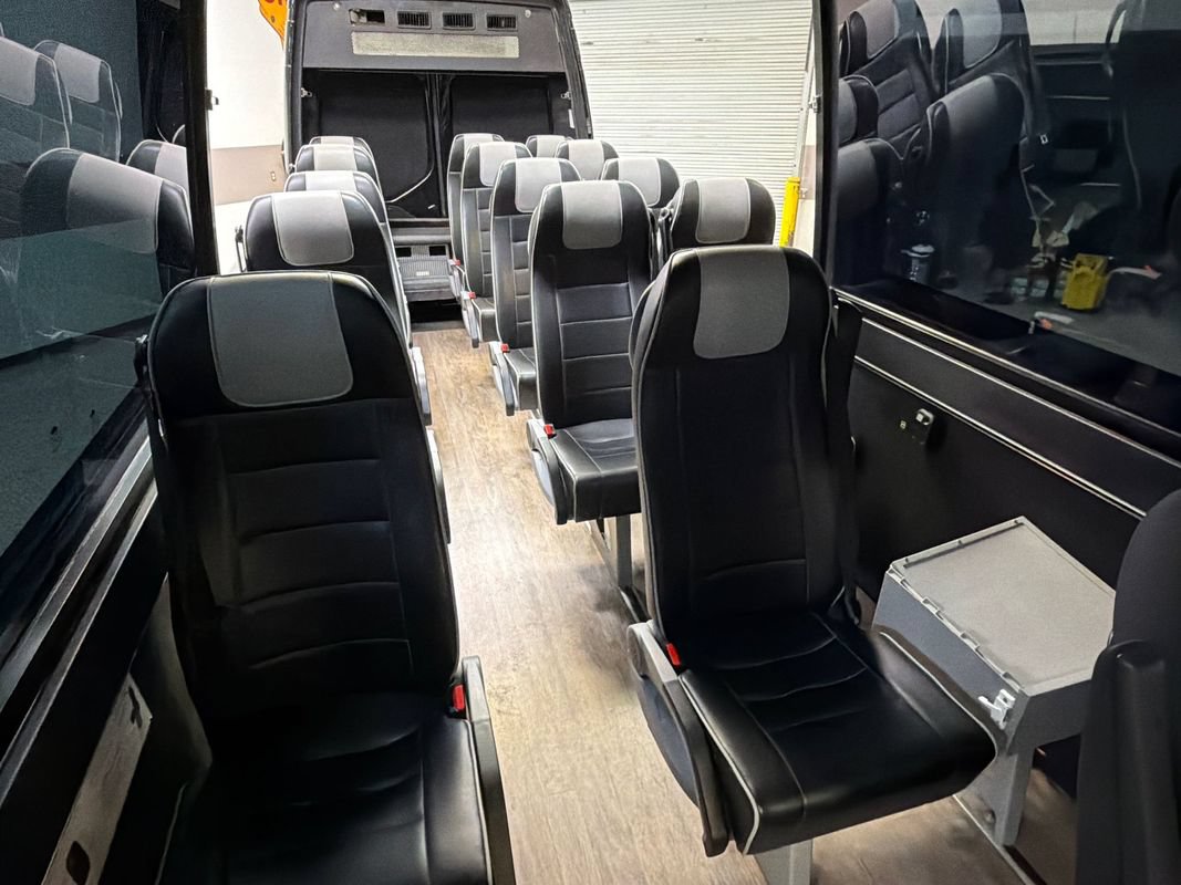 Used 2019 Mercedes-Benz Sprinter 170 Cargo image 33