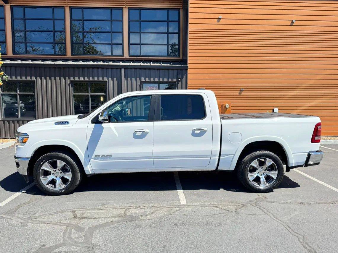 Used 2022 RAM 1500 Laramie AWD/4WD image 2