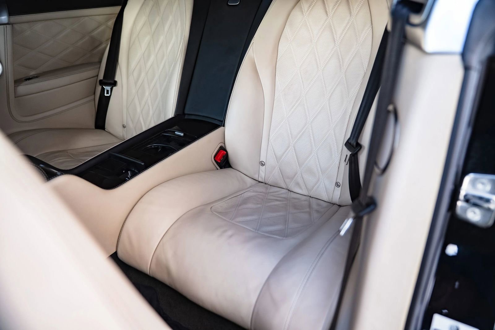 Used 2014 Bentley Continental GT Speed image 31