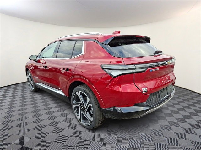 New 2026 Chevrolet Equinox EV LT image 3