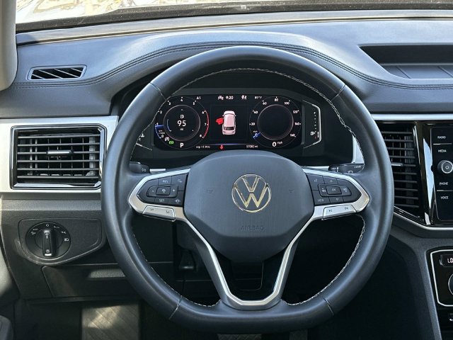 Used 2023 Volkswagen Atlas SE w/ Panoramic Sunroof Package AWD/4WD image 8