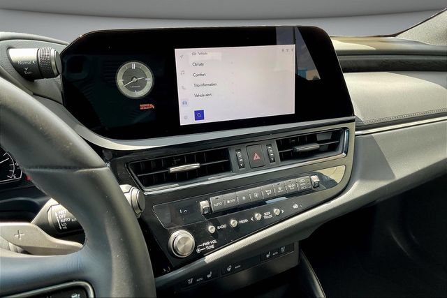 Used 2024 Lexus ES 350 w/ Premium Package FWD image 11
