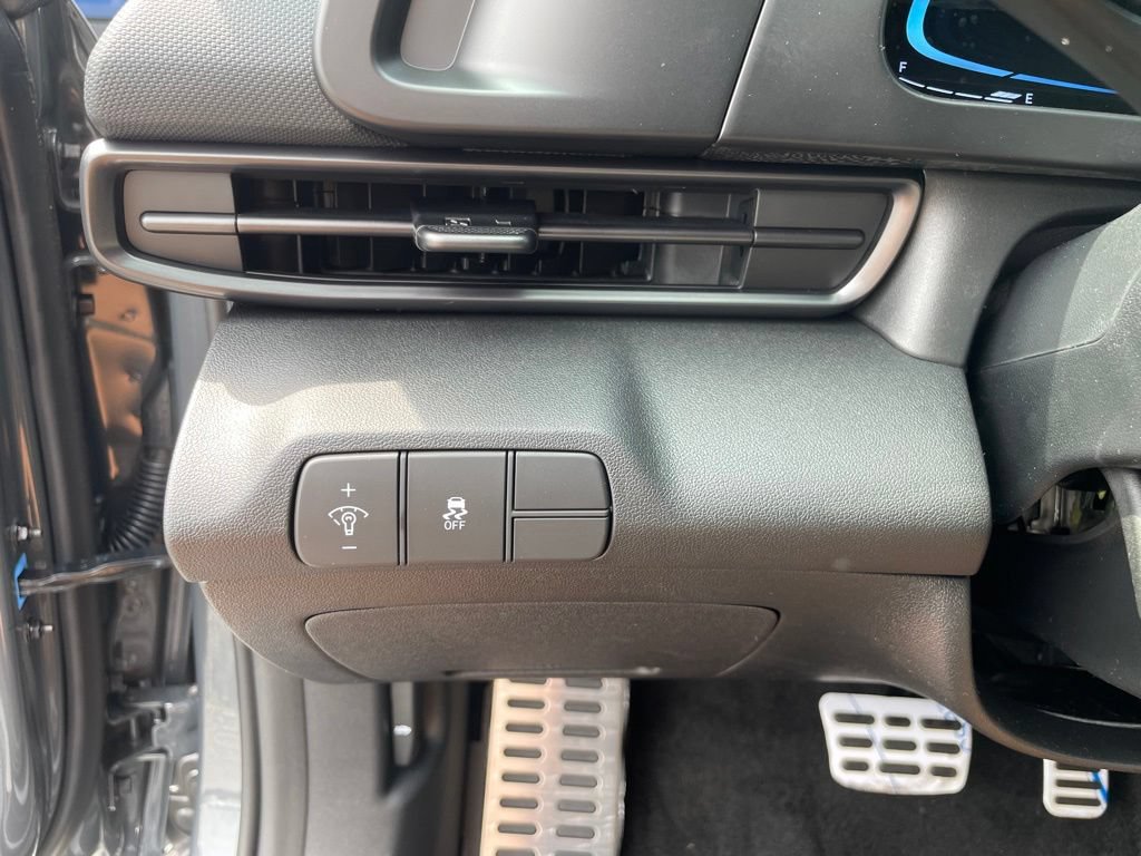 New 2026 Hyundai Elantra SEL Sport Premium FWD image 13
