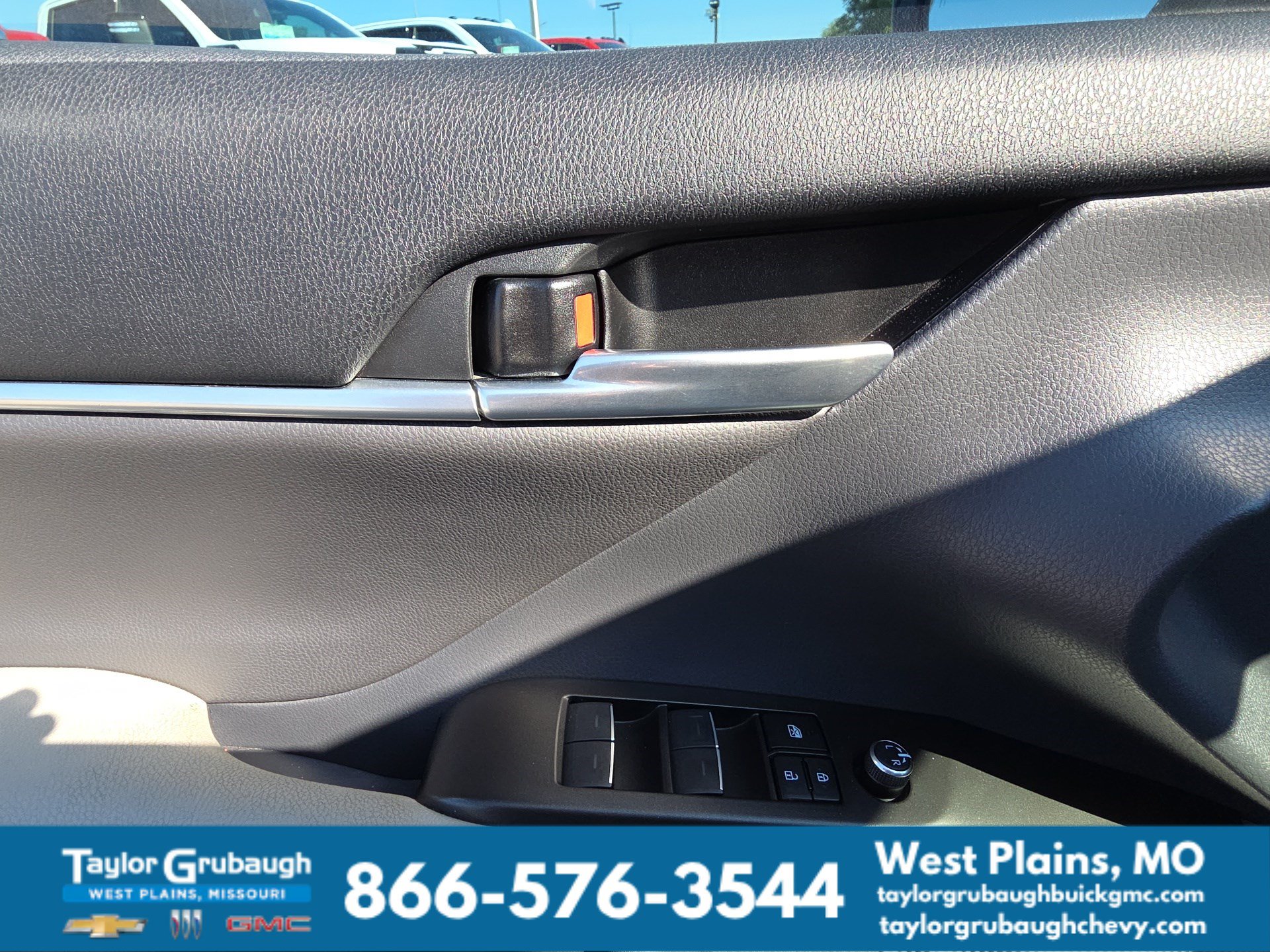Used 2023 Toyota Camry XSE w/ Cold Weather Package FWD image 13
