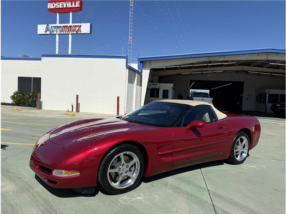 Used 2002 Chevrolet Corvette Convertible w/ Preferred Equipment Group2 RWD image 1