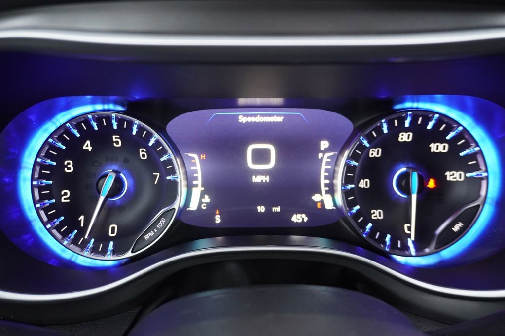 New 2026 Chrysler Voyager LX image 24