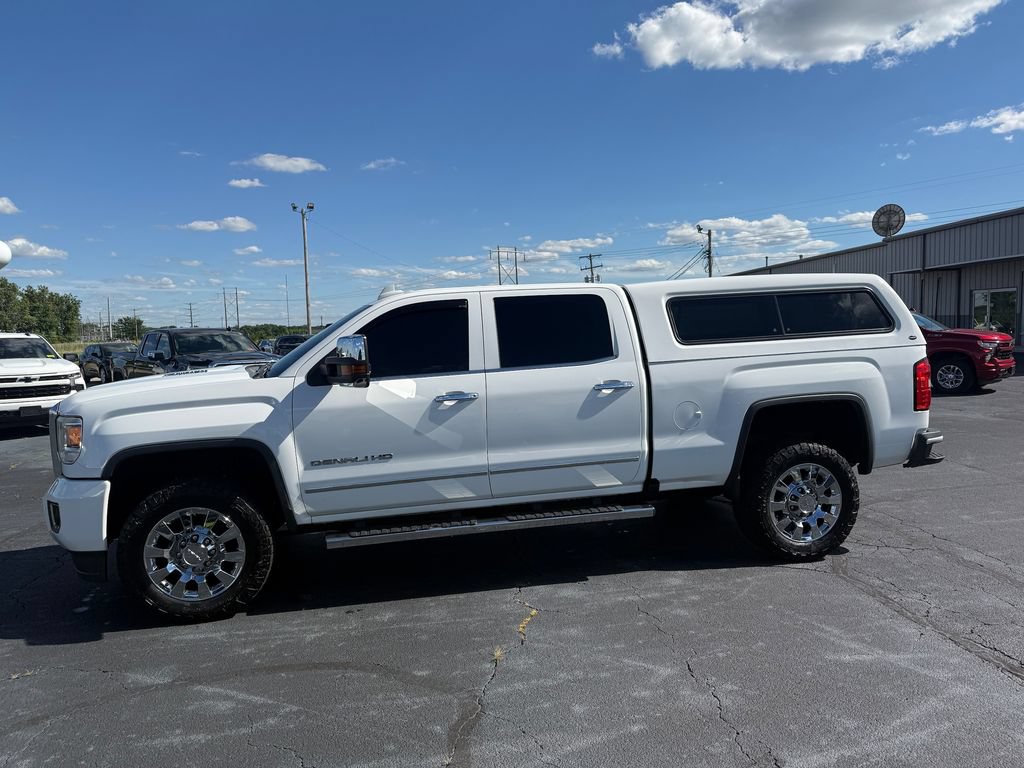 Used 2016 GMC Sierra 2500 Denali w/ Duramax Plus Package AWD/4WD image 41