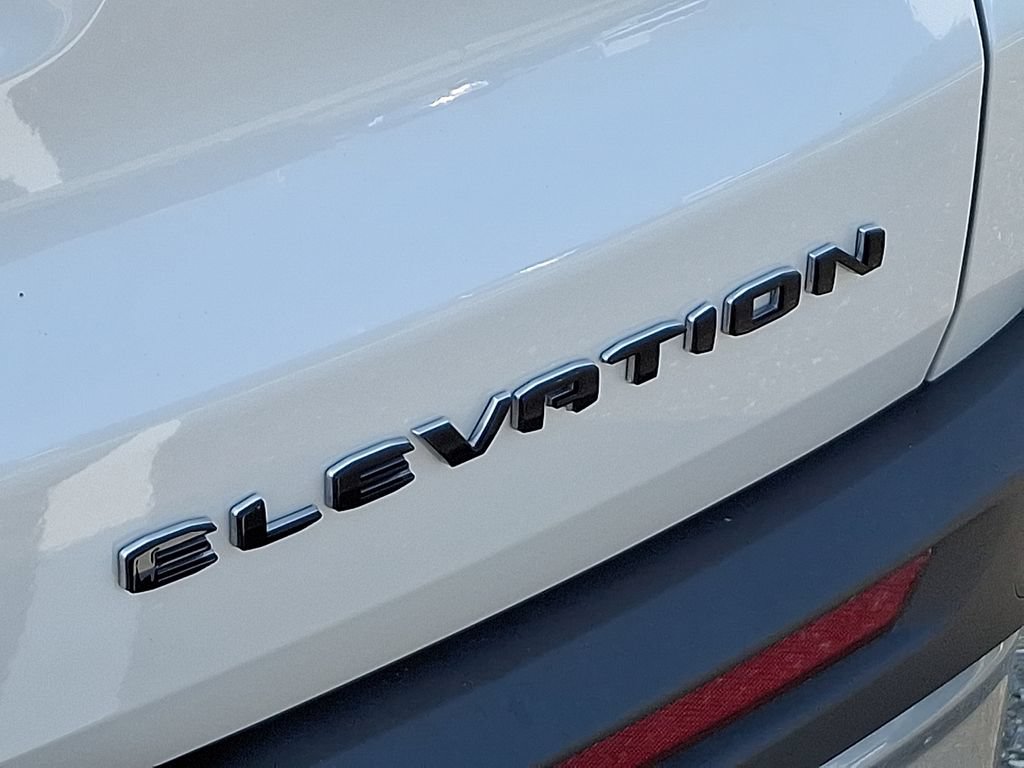 Certified 2025 GMC Acadia Elevation AWD/4WD image 33