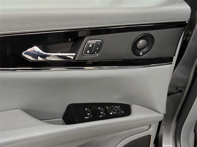 Used 2021 Lincoln Nautilus Reserve image 28