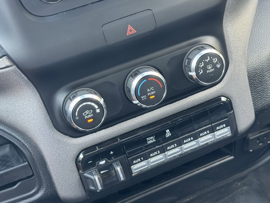 Used 2019 RAM 3500 Tradesman image 21