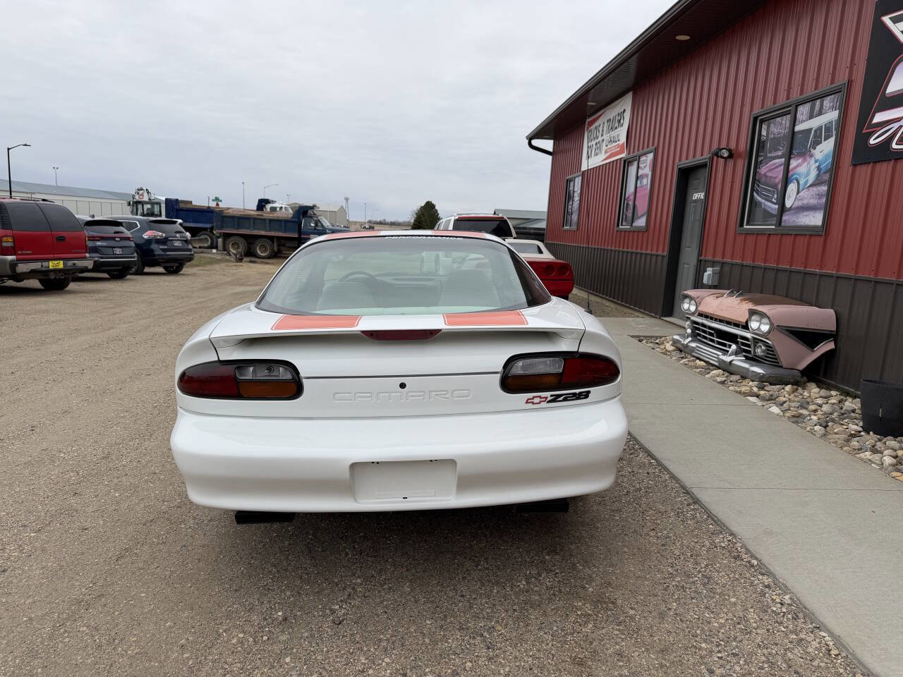 Used 1997 Chevrolet Camaro Z28 w/ Preferred Equipment Group 2 RWD image 7