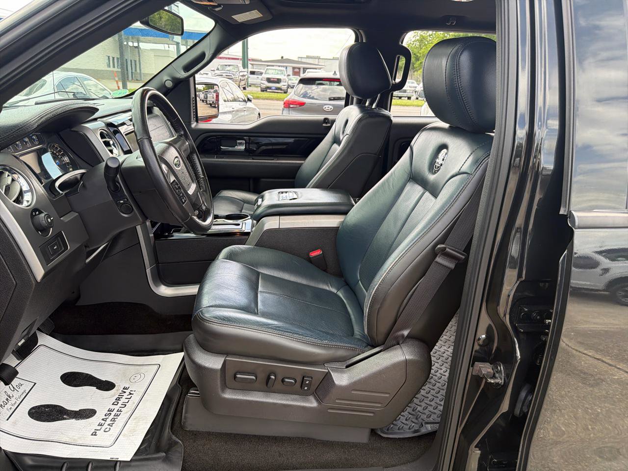 Used 2014 Ford F150 Limited image 16