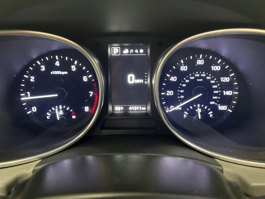 Used 2018 Hyundai Santa Fe Sport image 18